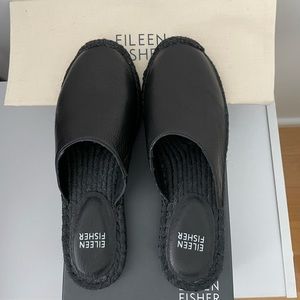 Eileen Fisher Kai Tumbled Leather Espadrilles. Black size 5.5. Never Worn w/box.
